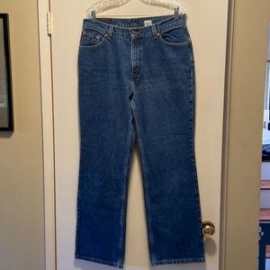 Levi womans jean, mid rise, bootcut, sz 14 reg